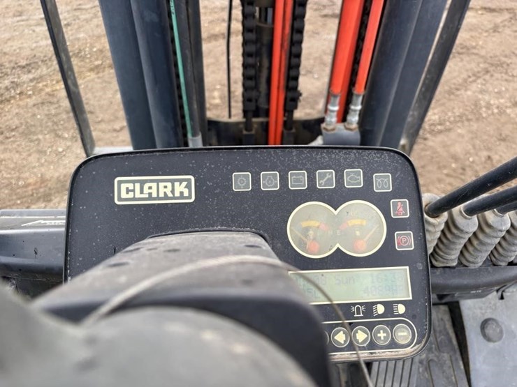 2012-clark-c25l-image-20