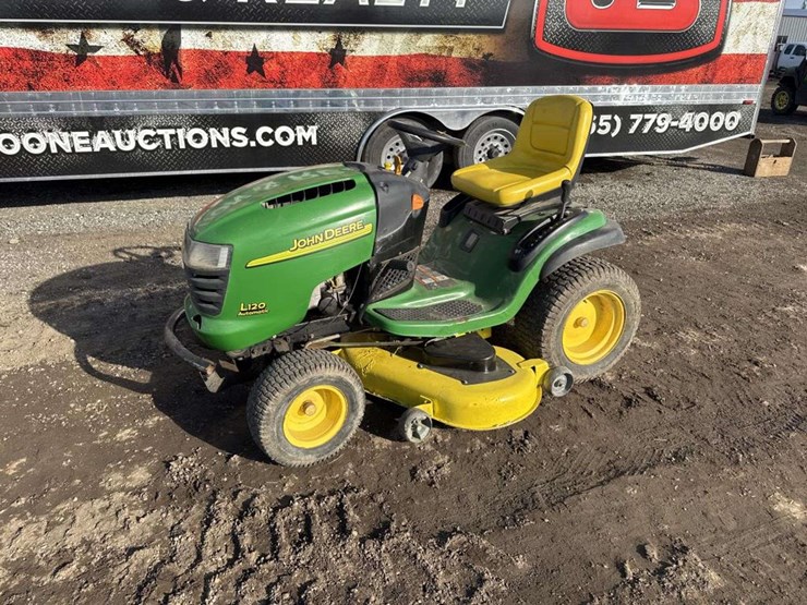 john-deere-l120-image-1