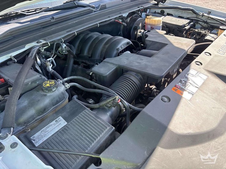 2019-chevrolet-tahoe-image-9