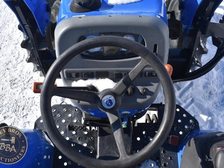 2024-new-holland-workmaster-70-image-36