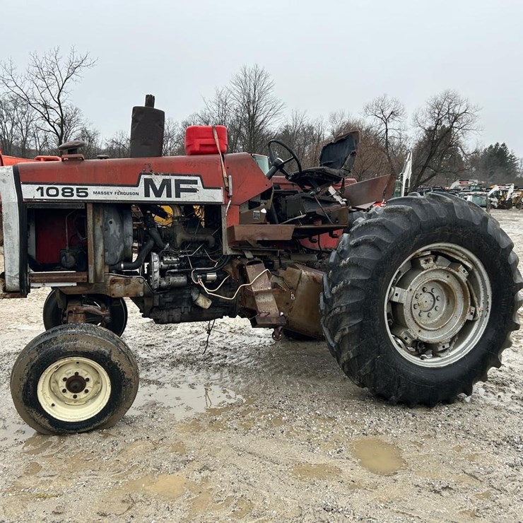 MASSEY-FERGUSON 1085