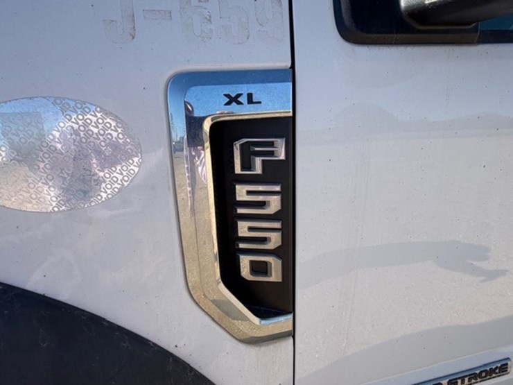 2018-ford-f550-image-18