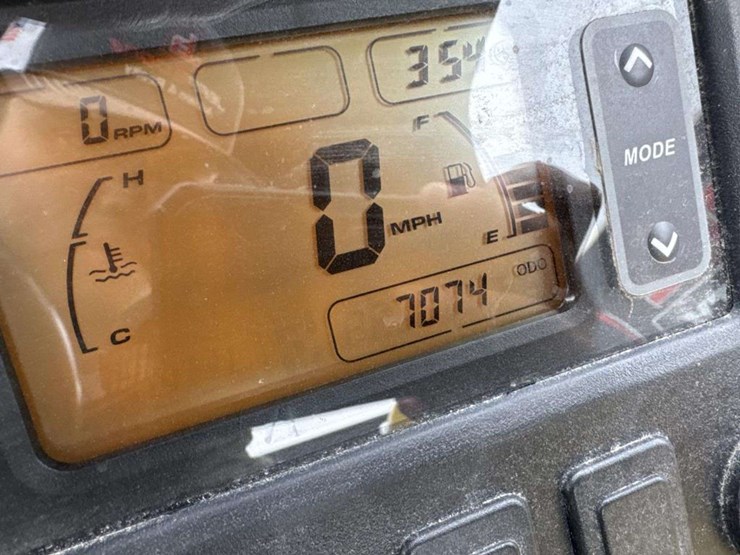 john-deere-gator-image-10