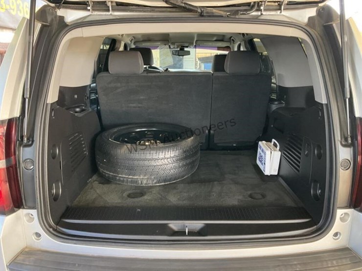 2015-chevrolet-tahoe-image-9