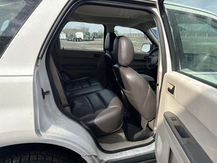 2007-ford-escape-image-18