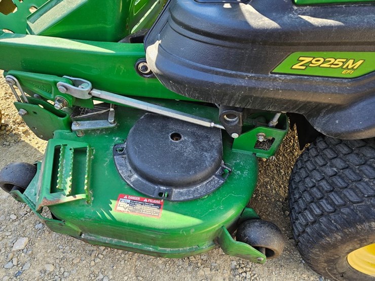 john-deere-z925m-image-13