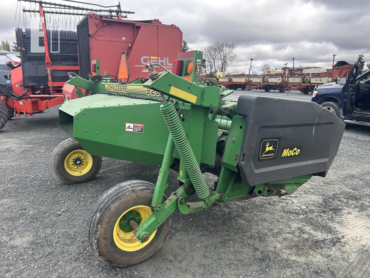 john-deere-820-image-7