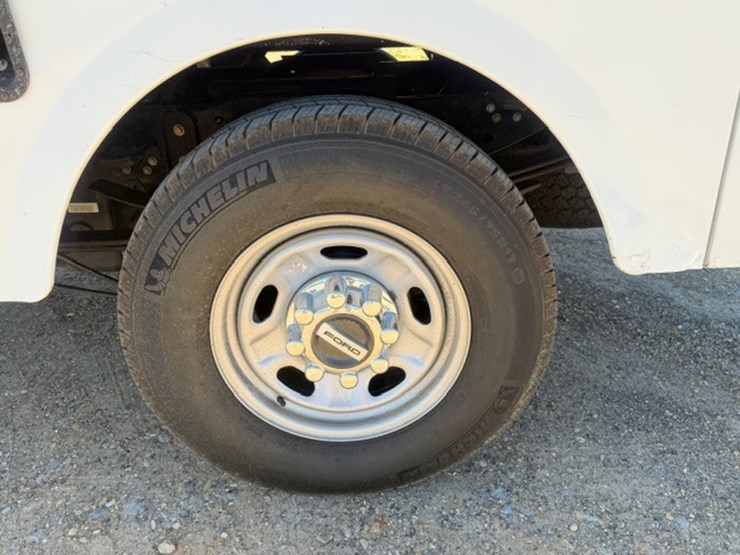 2018-ford-f250-image-13