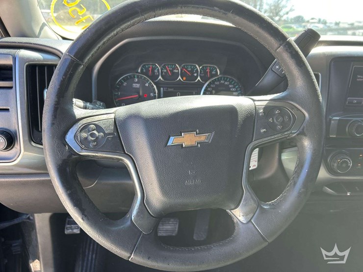 2018-chevrolet-silverado-1500-image-13