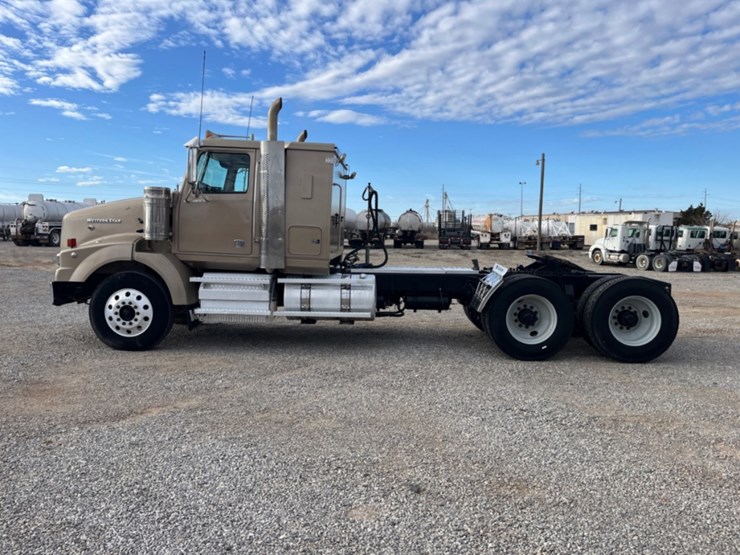 2013-western-star-4900-image-8