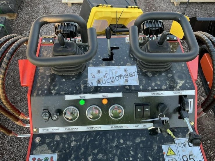 2025-mms-ms380r-skid-steer-image-8