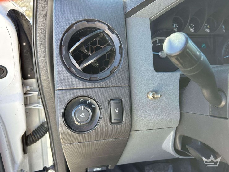 2016-ford-f250-image-15