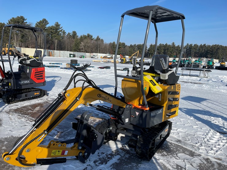 #5377-•-mx12rx-mini-excavator-image-8