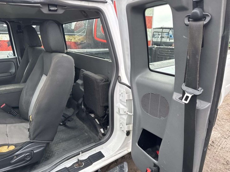 2010-ford-ranger-image-14