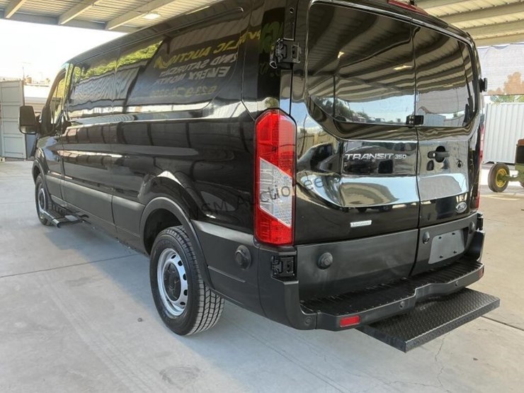 2019-ford-transit-image-5