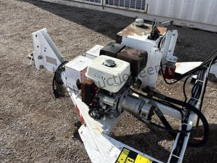 2006-utility-hl5000-reel-trailer-image-11