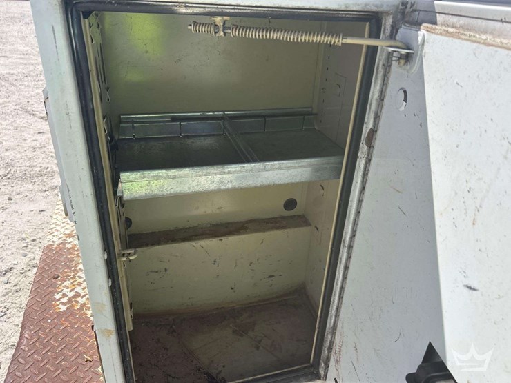 2006-chevrolet-silverado-2500hd-image-27