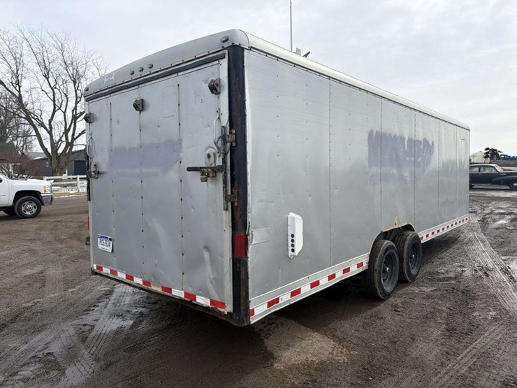 2006-cargo-wells-image-4