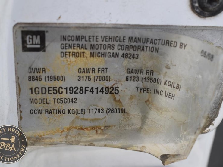 2008-gmc-topkick-c5500-image-39