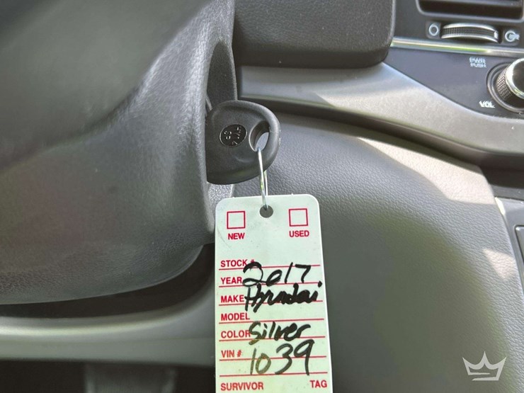 2017-hyundai-elantra-sedan-image-27