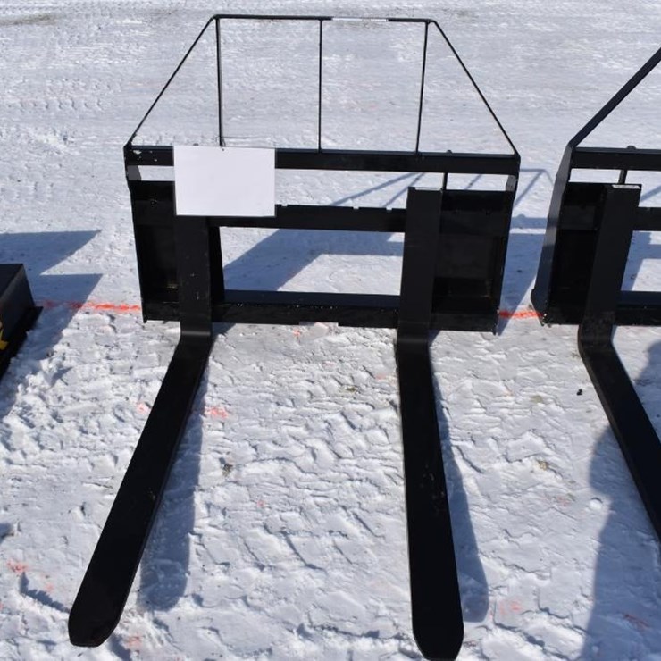 AGT INDUSTRIAL PALLET FORK ATTACHMENT 41885