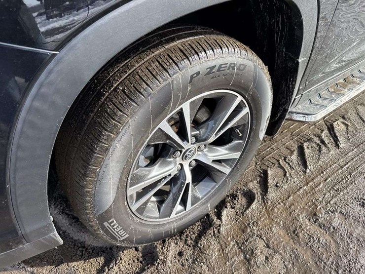 2016-toyota-highlander-image-9