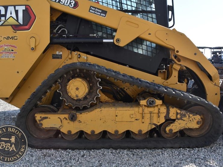 2020-caterpillar-279d3-image-43
