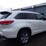2017-toyota-highlander-image-3