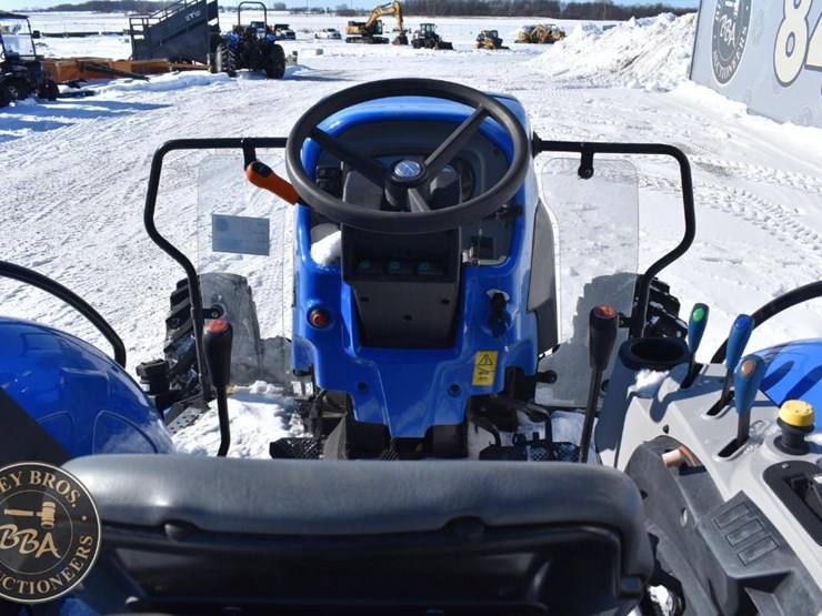 2023-new-holland-workmaster-120-image-26