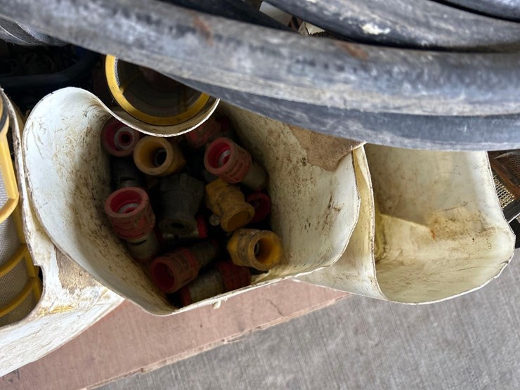 pallet-of-misc.-sprayer-tips,-screens,-etc.-image-8