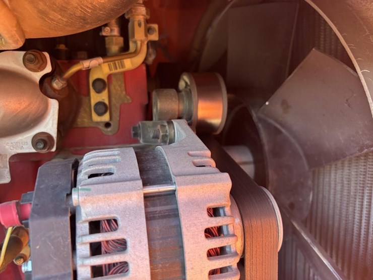 2017-jlg-8042-image-47