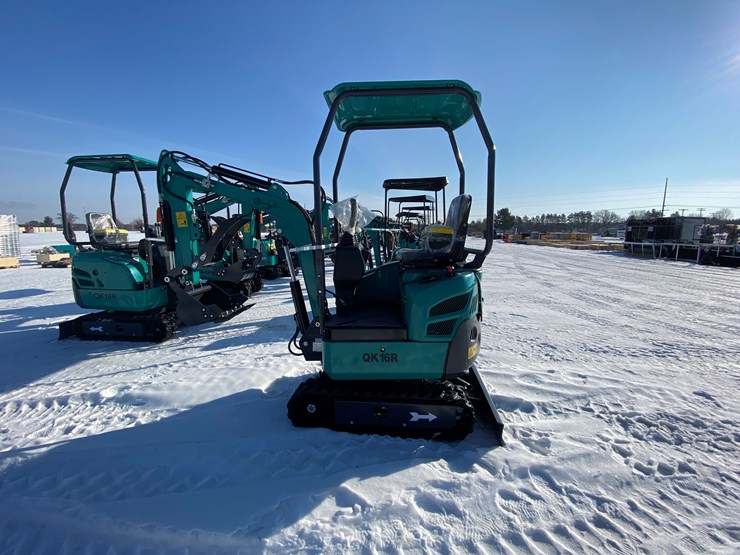 #5365-•-2026-unused-cfg-mini-excavator-image-8