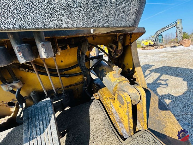 caterpillar-gp25-image-43