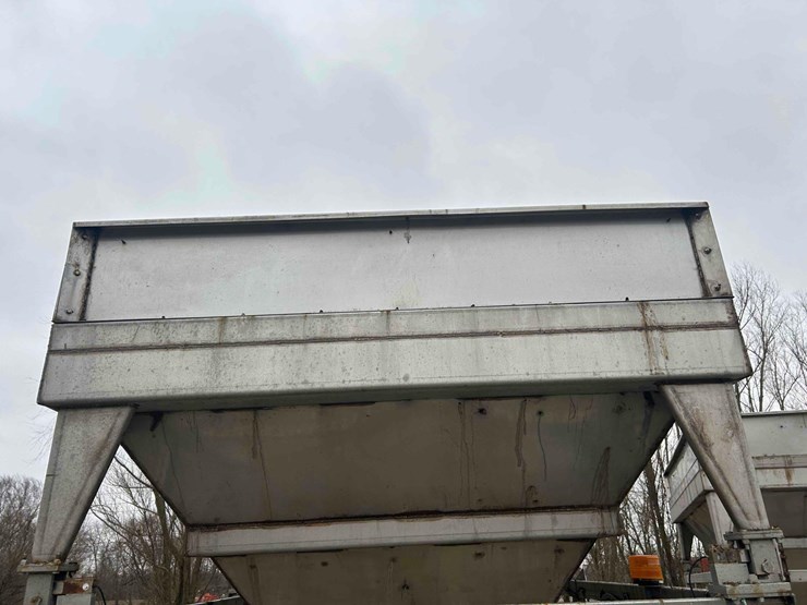 layco-stainless-steel-bin-hopper-#3-sells-offsite-image-10