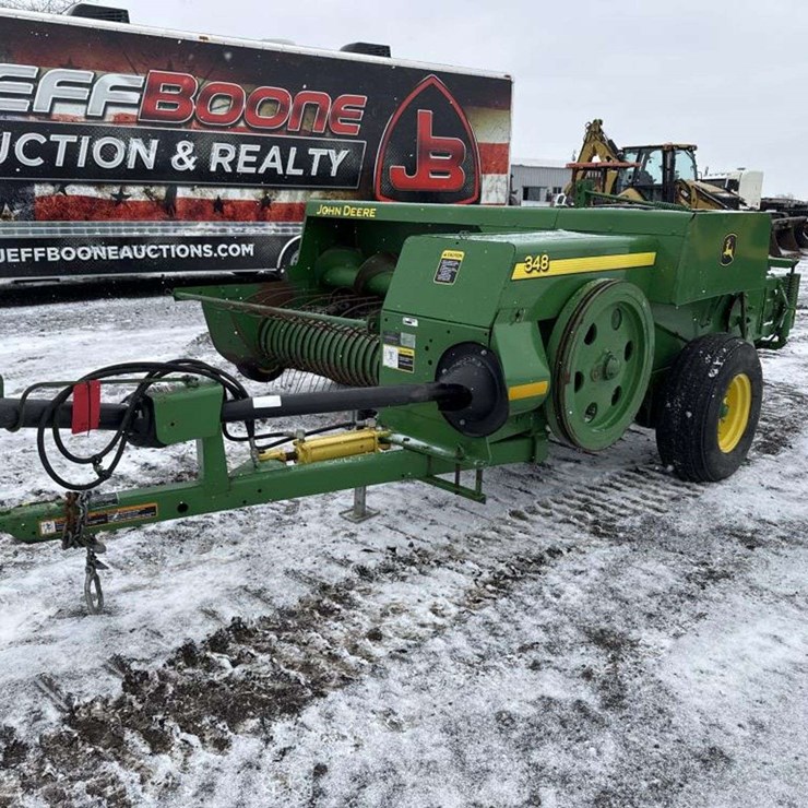 JOHN DEERE 348