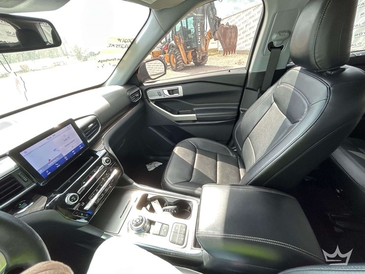 2021-ford-explorer-image-20