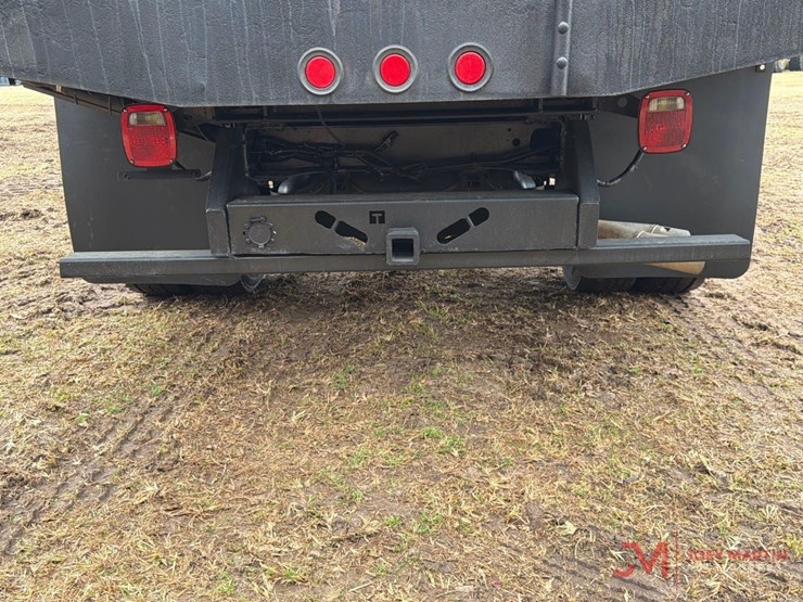 2017-ford-f550-image-13