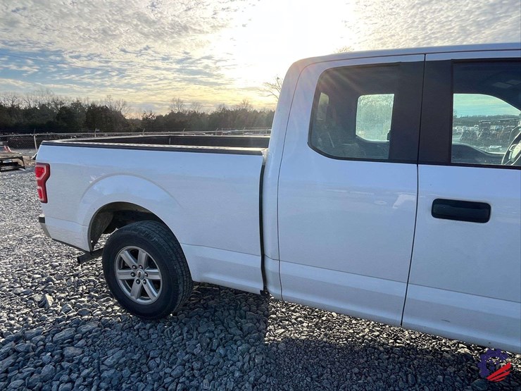 2019-ford-f150-xl-image-33