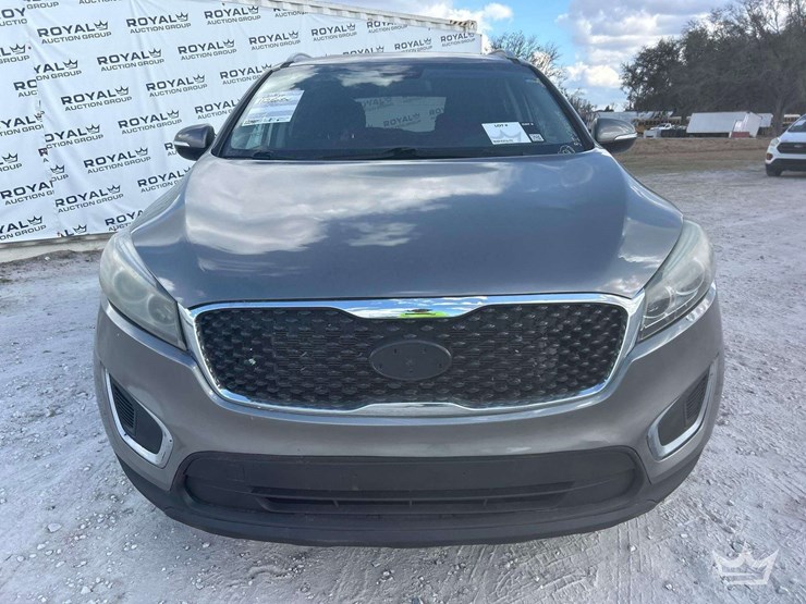 2016-kia-sorento-image-25