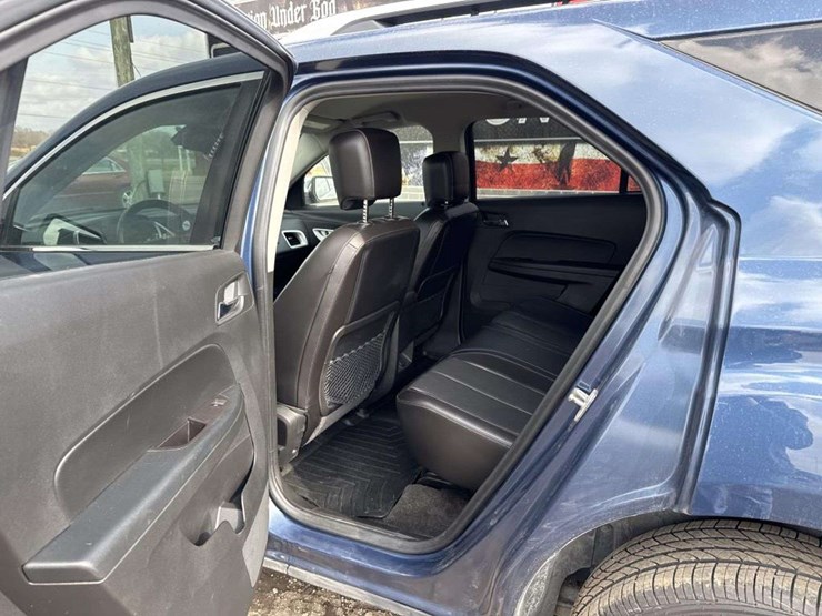 2016-chevrolet-equinox-image-15