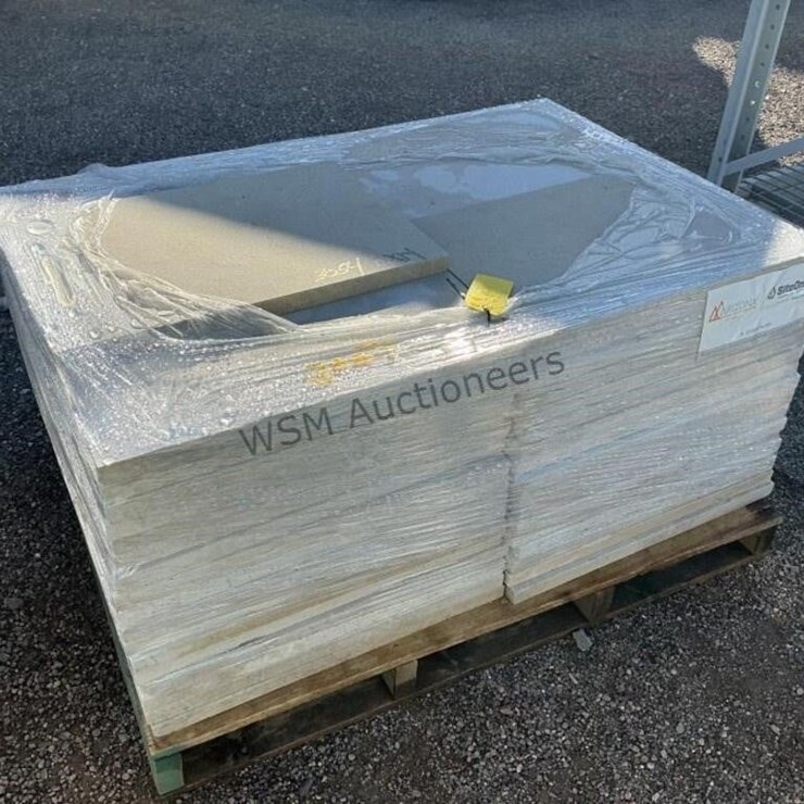 PALLET OF TRAVERTINE PAVERS