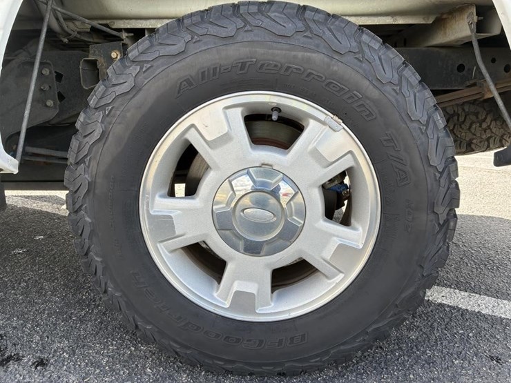 2011-ford-f150-image-4