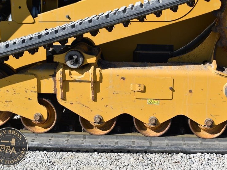 2018-caterpillar-299d2-image-35