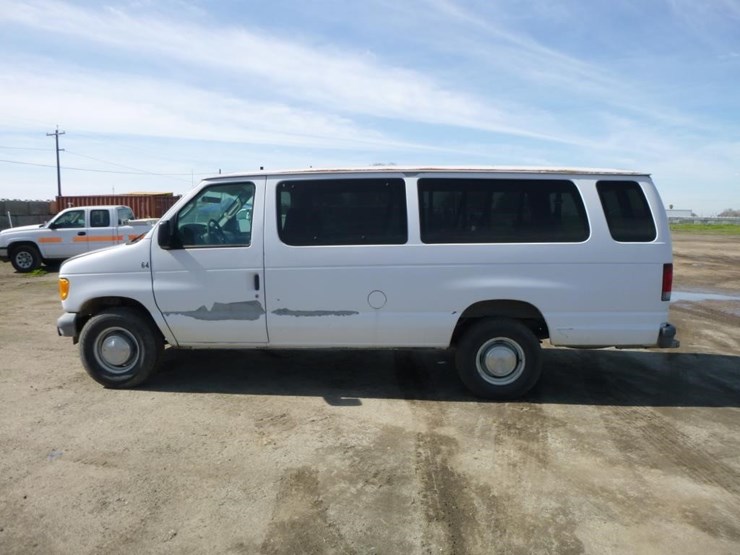 2006-ford-e350-image-5