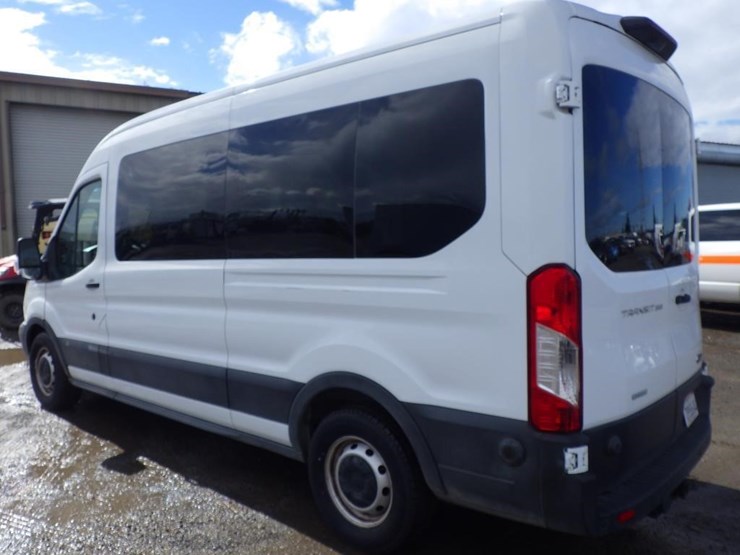 2019-ford-transit-image-4