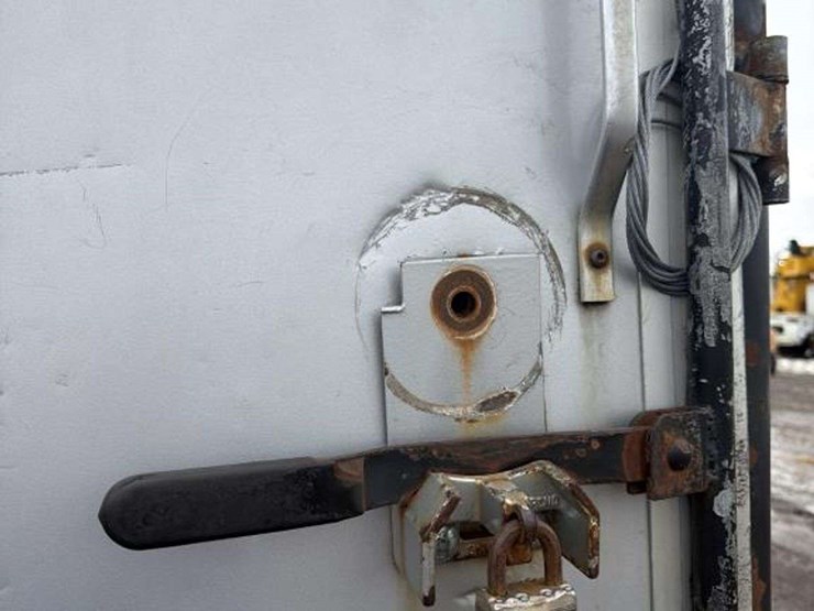 2006-cargo-wells-image-17