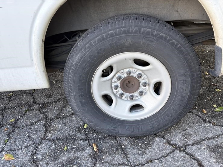 2007-chevrolet-express-2500-image-5