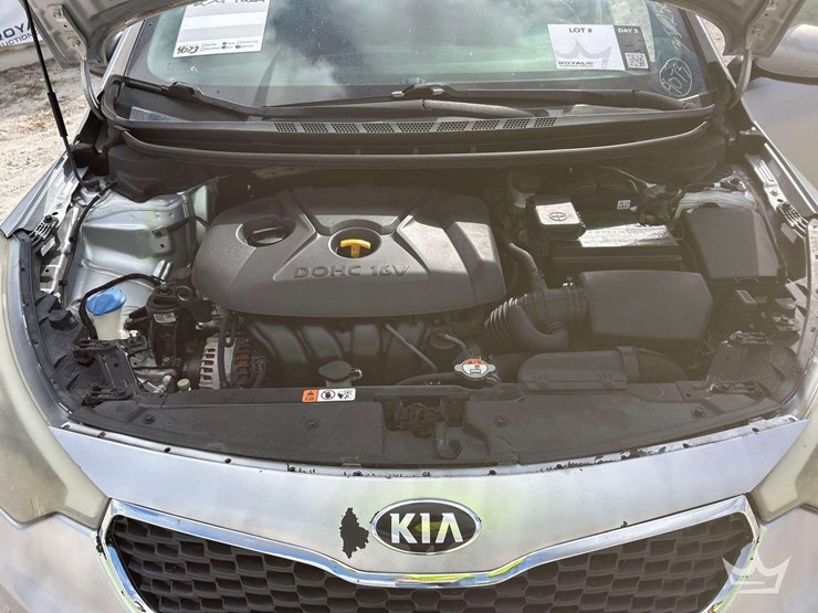 2016-kia-forte-sedan-image-7