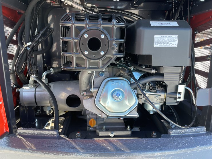 #5379-•-mx15rx-mini-excavator-image-17