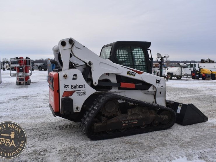 2021-bobcat-t870-image-59